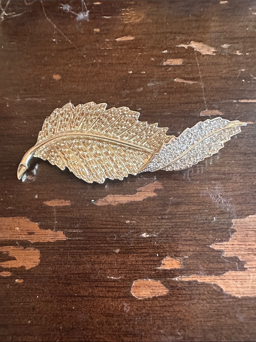 50s/60s Sarah cov marked long 3.25 “ long brooch